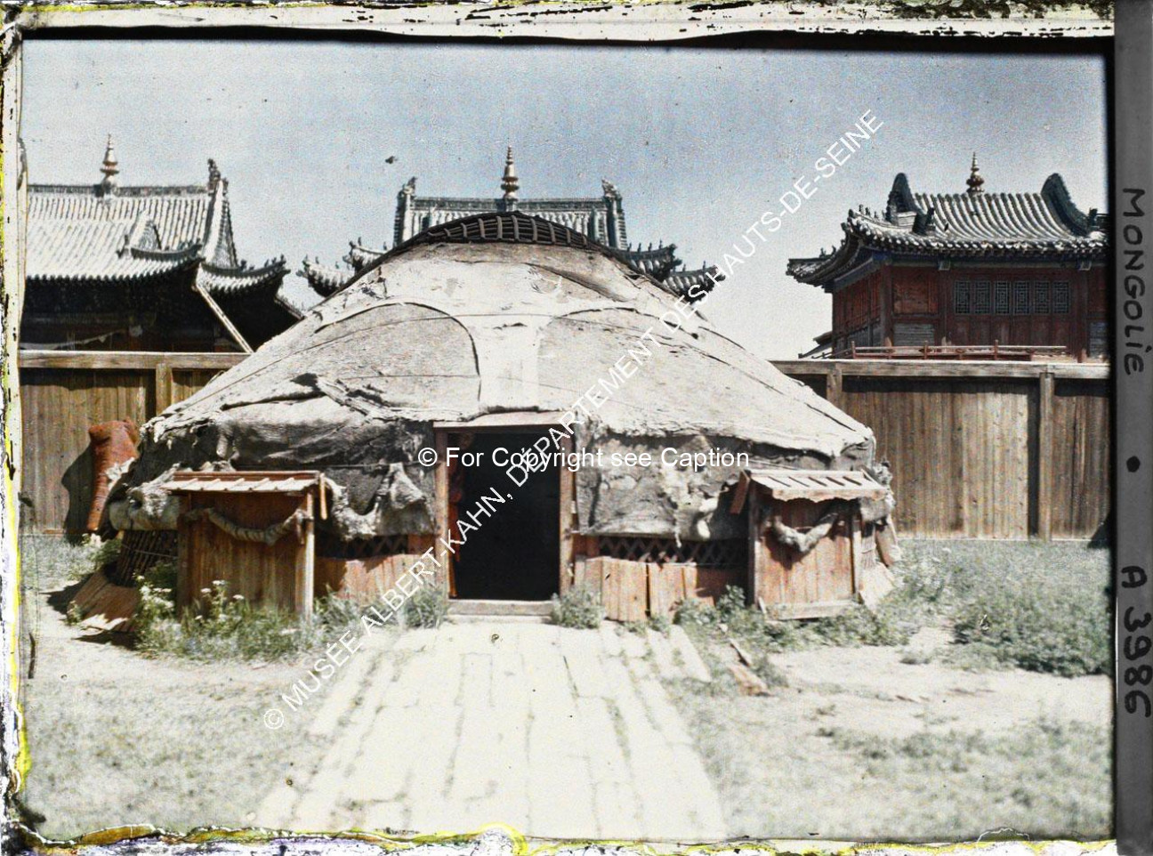 Yurt of ranking monks of Gandan. Musée Albert-Kahn. A3986. Photo by Stéphane Passet, 20 July 1913